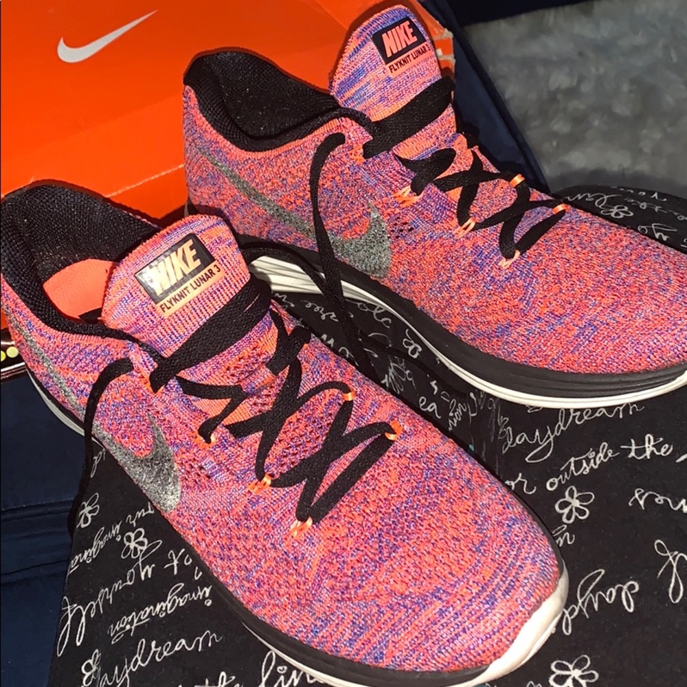 Nike flyknit lunar 3